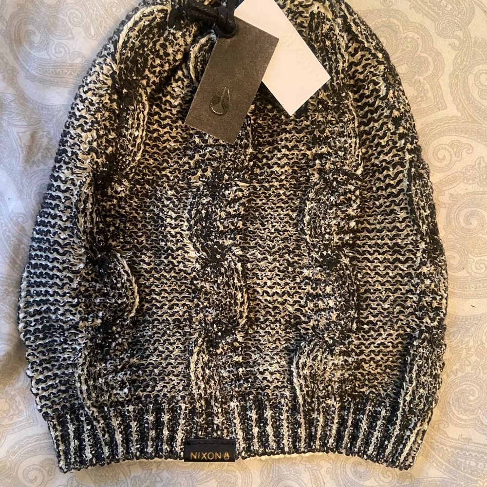 Woman’s Nixon beanie
